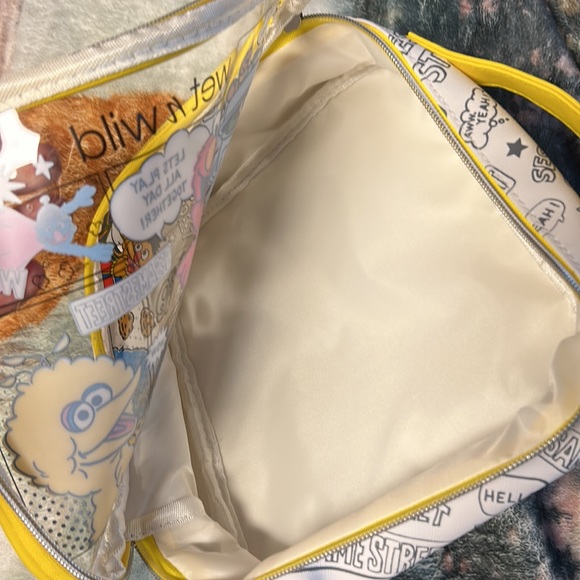 SESAME STREET MAKEUP BAG - Picture 3 of 3